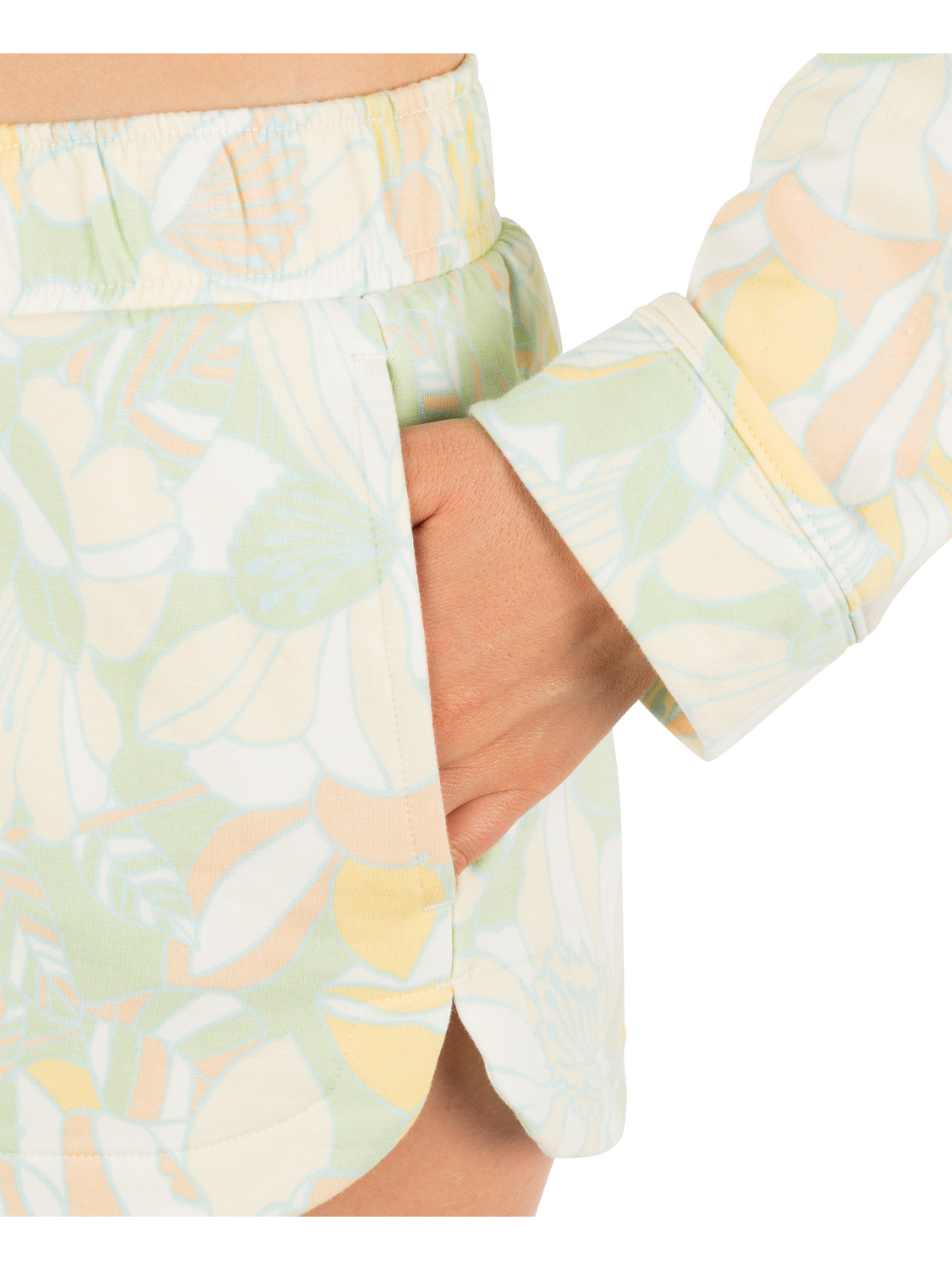 Safari Floral Short in Spray