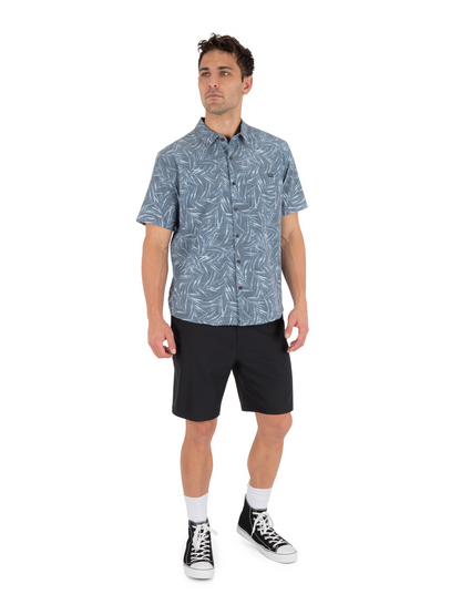 Newport Stretch Short Sleeve in Destroyer