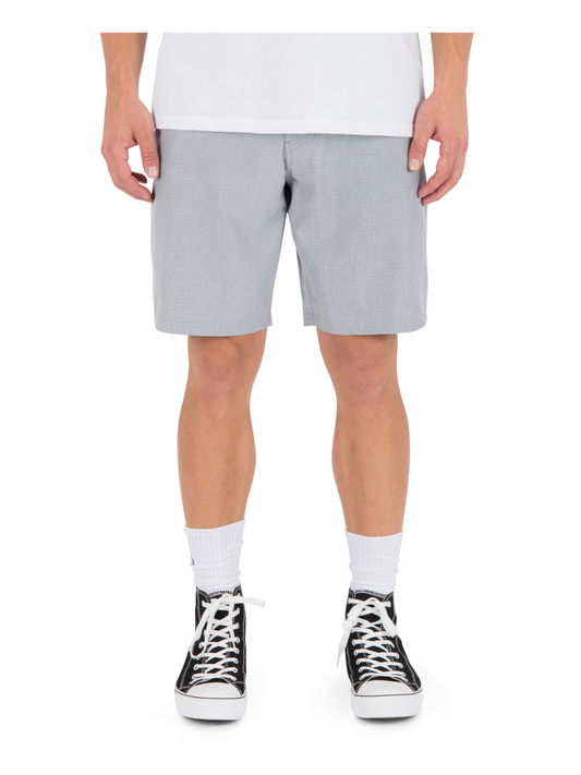 Phantom Equator Walkshort 20" in Platinum