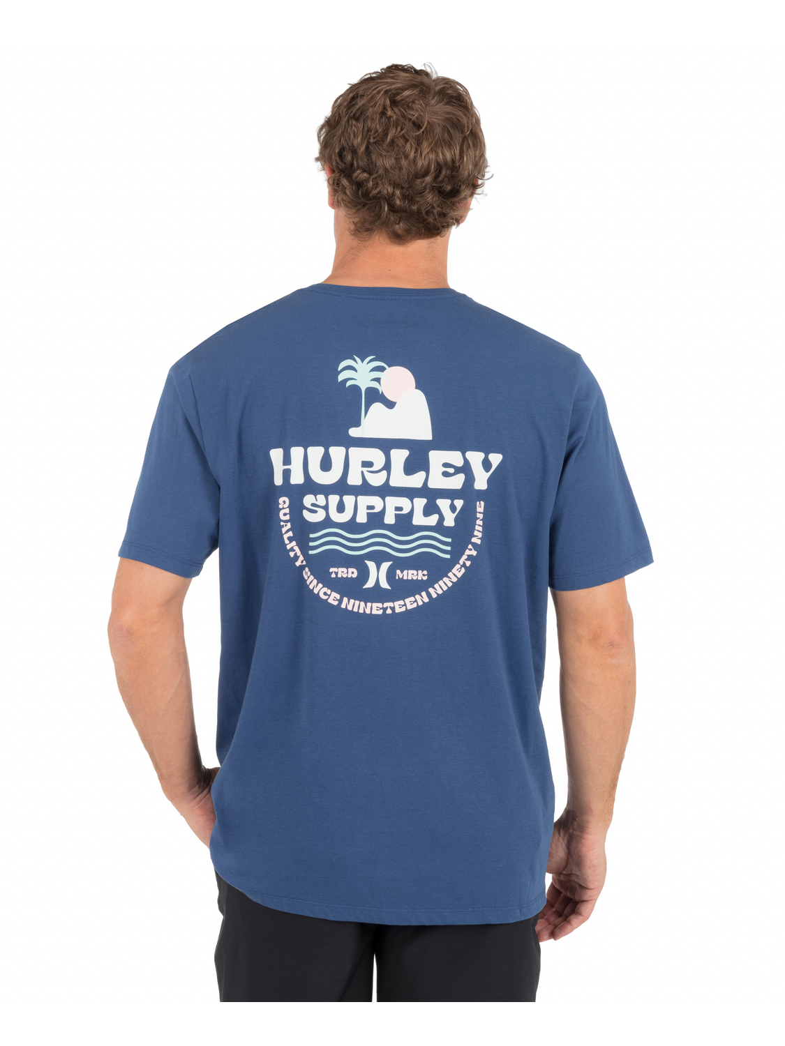 Sunsets Short Sleeve in Abyss