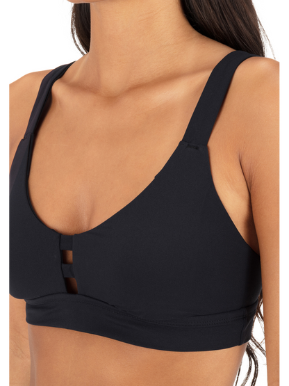 Max Solid Tab Scoop Top in Black