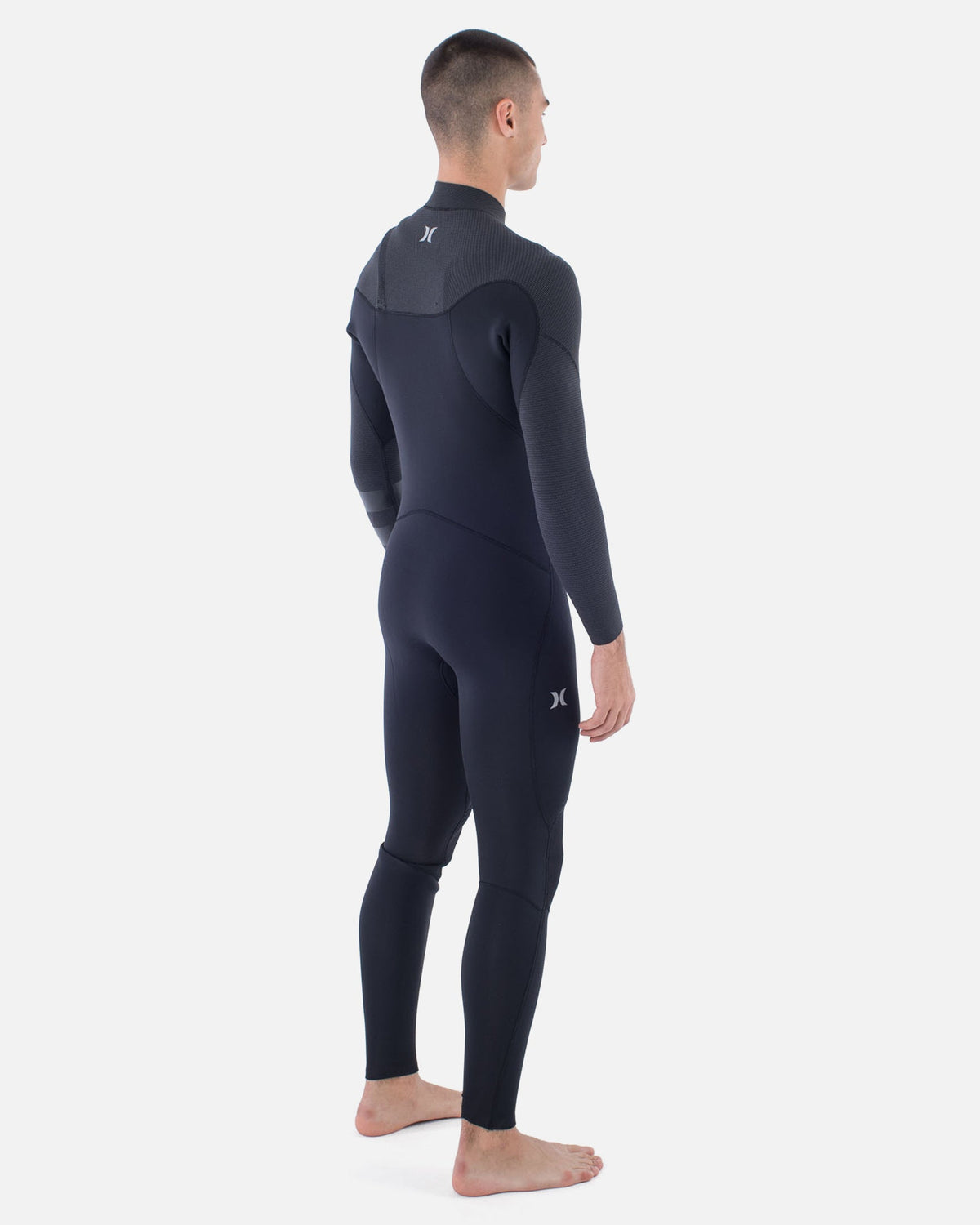 Mens Plus Sleeve Texture 4/3mm Fullsuit in Black