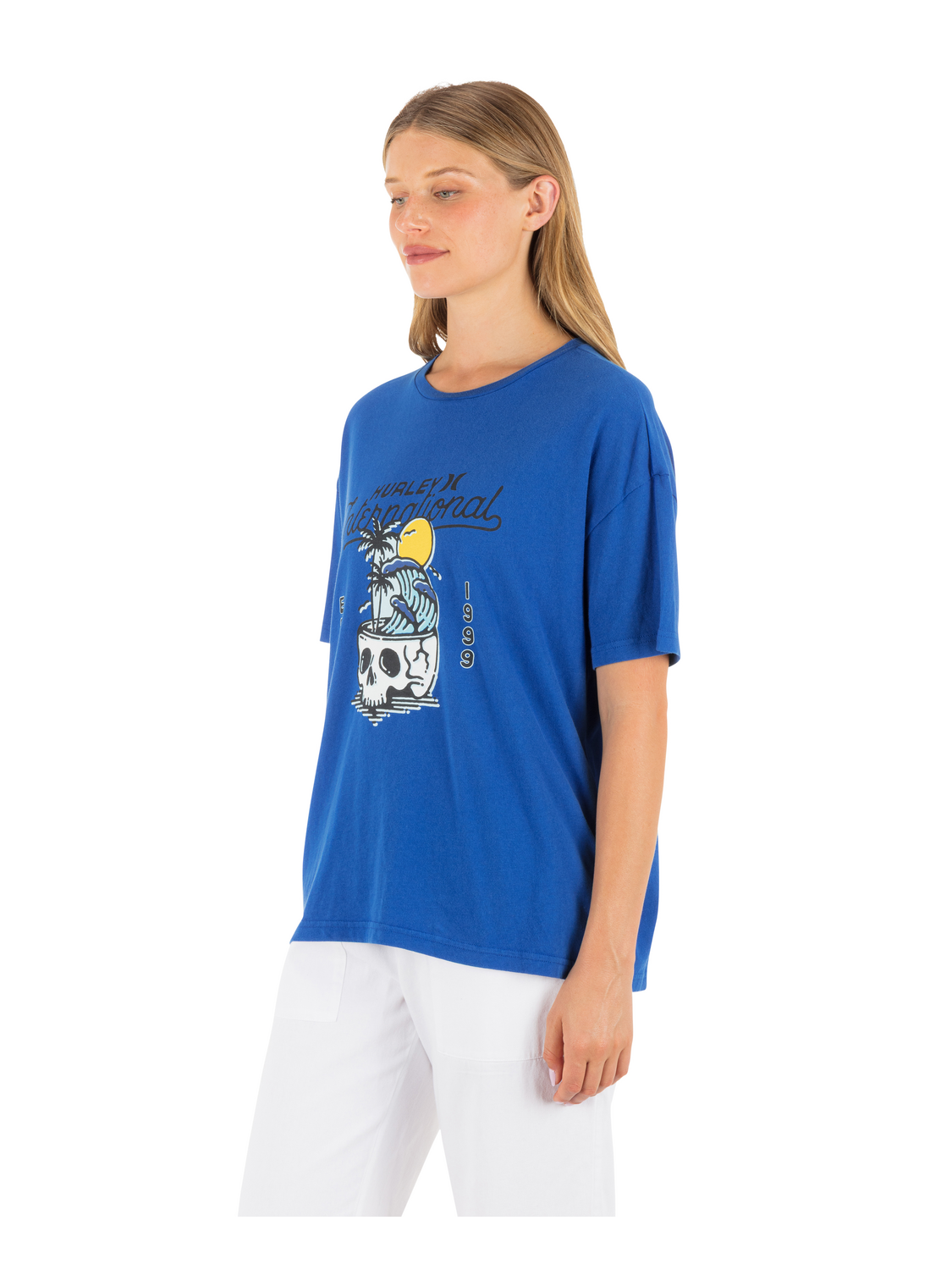 Skulltide Boyfriend Tee in Hydro
