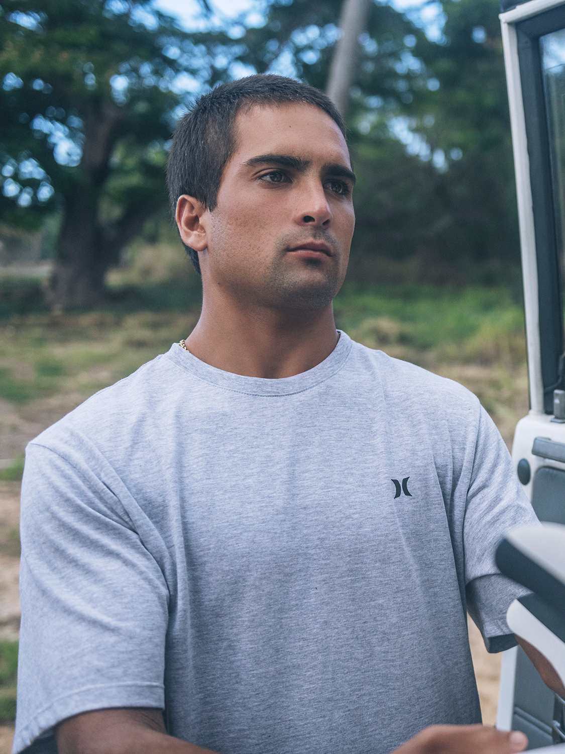 Icon Tee Short Sleeve in Dark Grey Heather