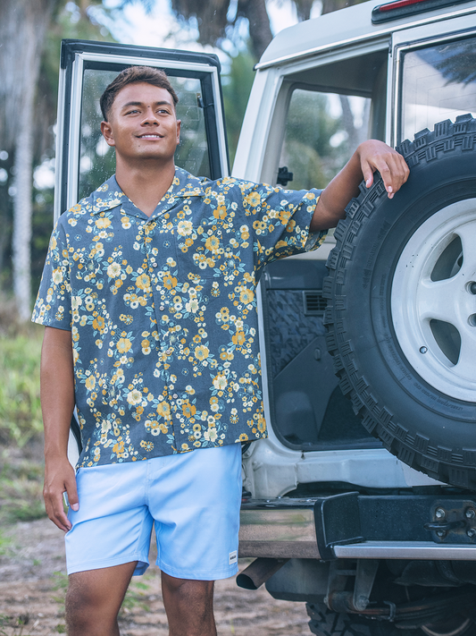 Dogpatch Camp Short Sleeve in Black