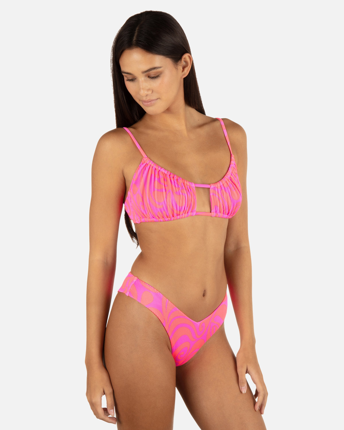 Trip Hop Scoop Front Bralette in Maraschino