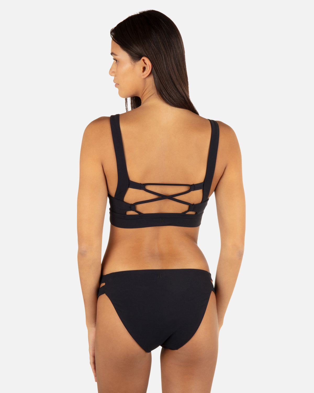 Max Solid Tab Scoop Top in Black