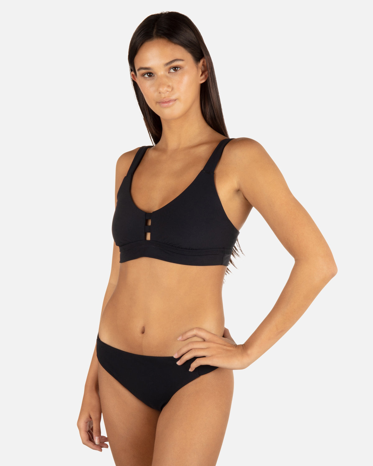 Max Solid Tab Scoop Top in Black