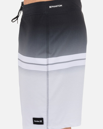 Phantom Eco Classic Boardshort 18" in Black