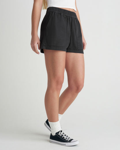 Wavy Days Short in Off Black