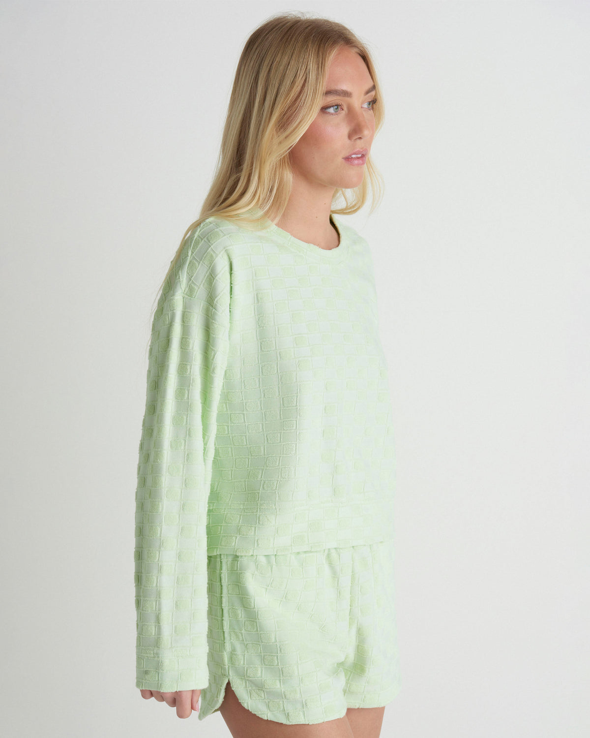Venice Terry Short in Spray